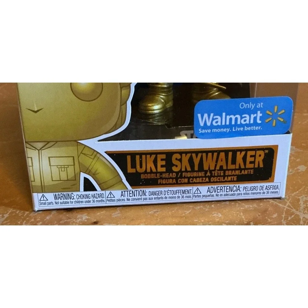 Funko Pop! Luke‎ Skywalker 93 Walmart Exclusive Gold Star Wars Disney Vinyl Toy